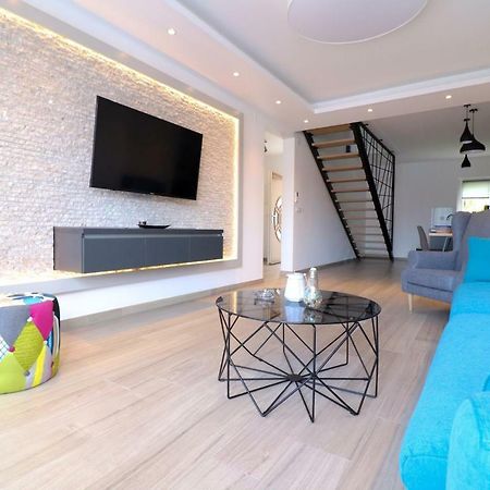Brand New Apartment In Malinska Esterno foto