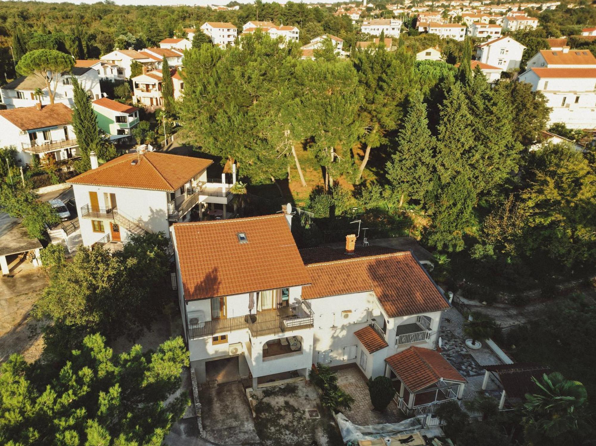 Brand New Apartment In Malinska Esterno foto