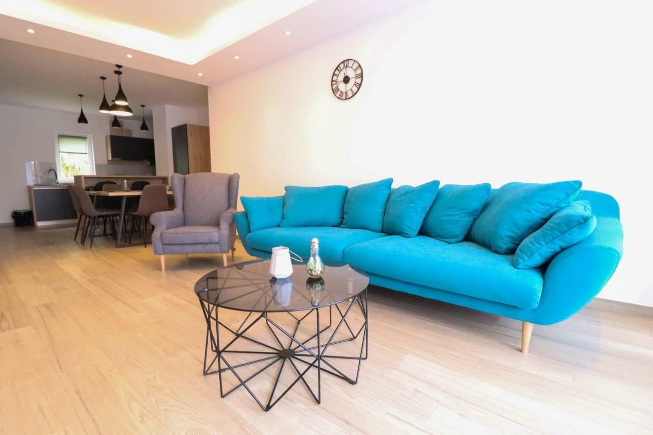 Brand New Apartment In Malinska Esterno foto